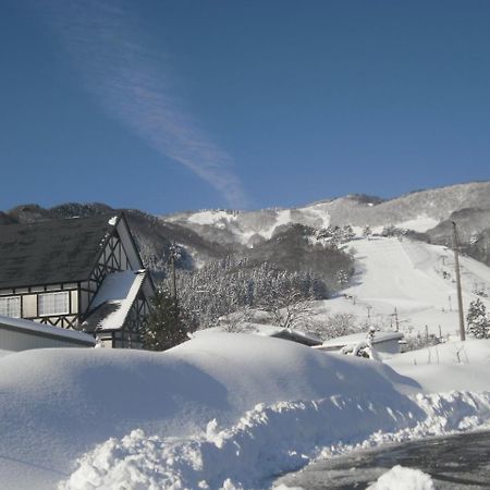 Pension Snow Land Toyooka  Extérieur photo